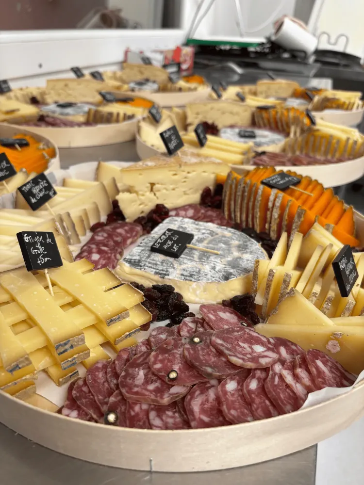 Plateaux (5)